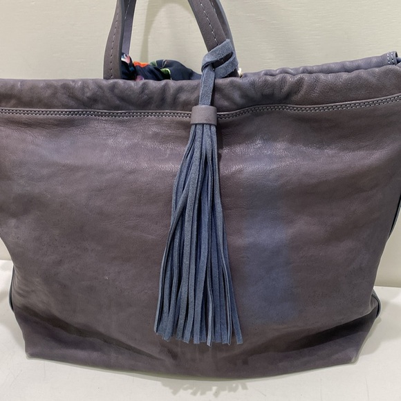 JOHNNY WAS “Vanessa” Blue (Altomare) Italian Leather Tote (NWT’s) - Picture 8 of 16